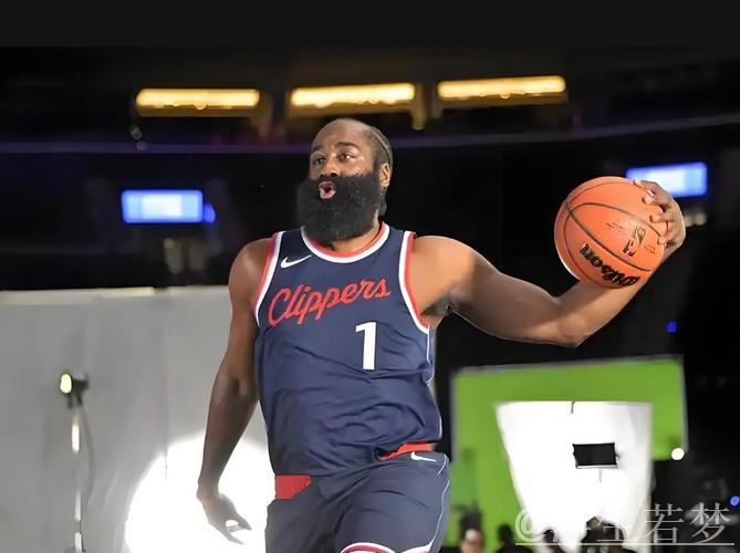 哈登斩获21+10 快船轻松击败鹈鹕 哈登斩获21+10 快船轻松击败鹈鹕